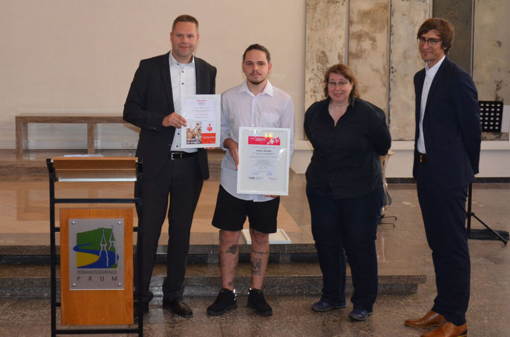 jahresausstellung-2023_eroeffnung_i017