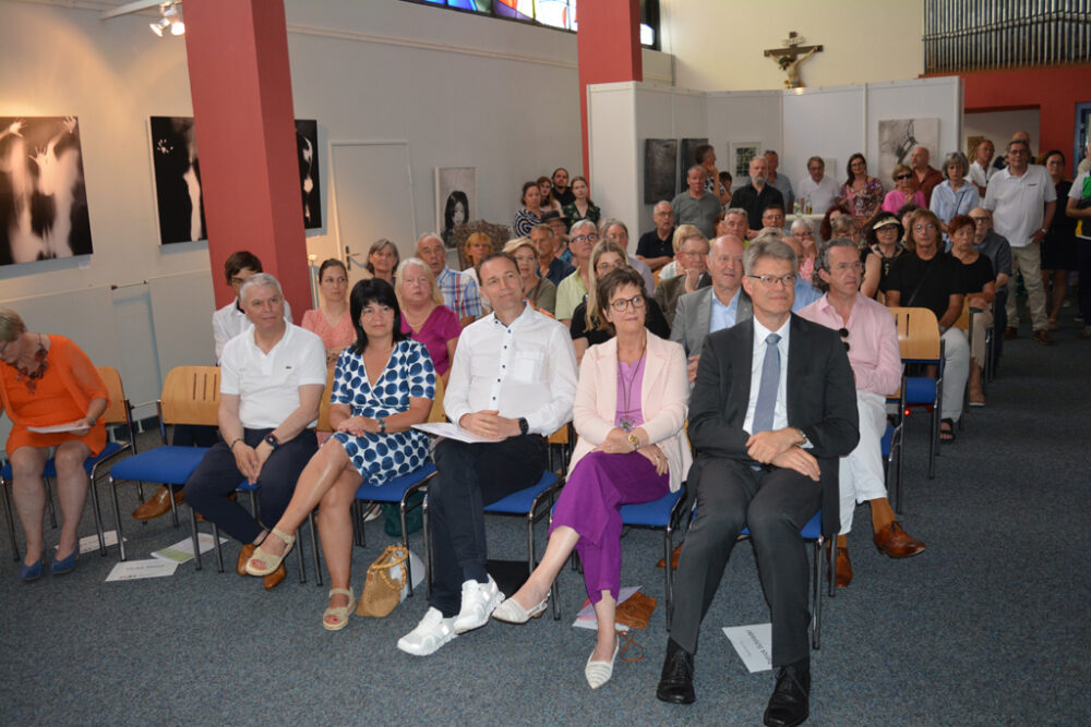 jahresausstellung-2024_eroeffnung_i038